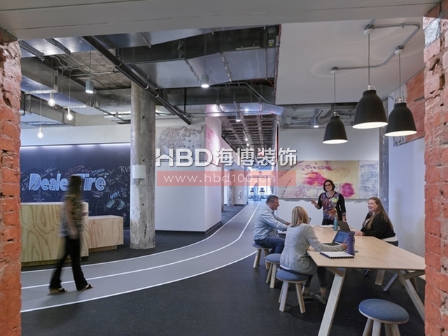 工業(yè)風(fēng)辦公室設(shè)計,廣州辦公室裝修,海博裝飾,廣州裝飾公司.jpg