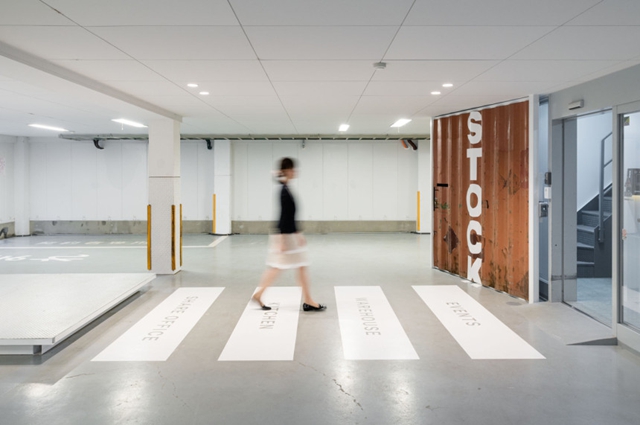 共享辦公室裝修設計,工業(yè)風辦公室,廣州裝飾公司,辦公室設計.jpg 共享辦公室裝修設計,工業(yè)風辦公室,廣州裝飾公司,辦公室設計.jpg