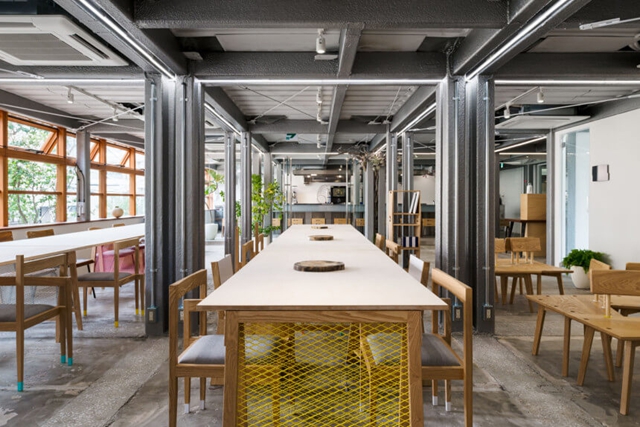 共享辦公室裝修設計,工業(yè)風辦公室,廣州裝飾公司,辦公室設計.jpg 共享辦公室裝修設計,工業(yè)風辦公室,廣州裝飾公司,辦公室設計.jpg