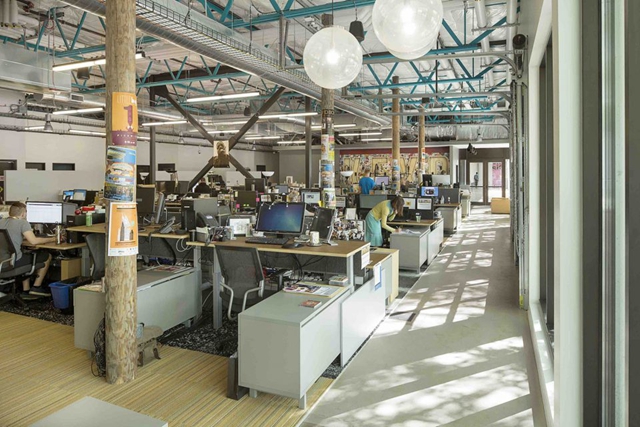 開放式辦公室裝修設計.jpg 開放式辦公室裝修設計.jpg