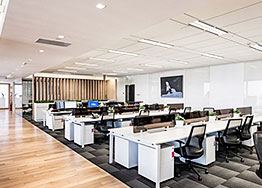 現(xiàn)代簡約風(fēng)格辦公室裝修設(shè)計(jì)實(shí)景圖