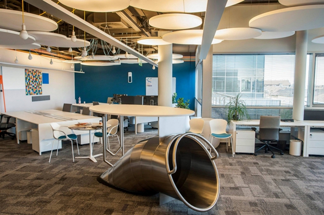 科技公司辦公室裝修設計.jpg 科技公司辦公室裝修設計.jpg